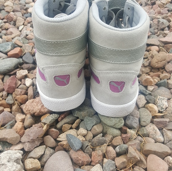 Puma Hi-tops - Picture 3 of 4